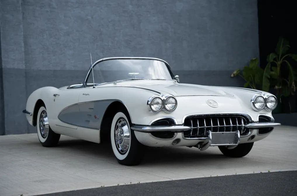 1960 Chevrolet Corvette 283/250 Fuelie, view 1