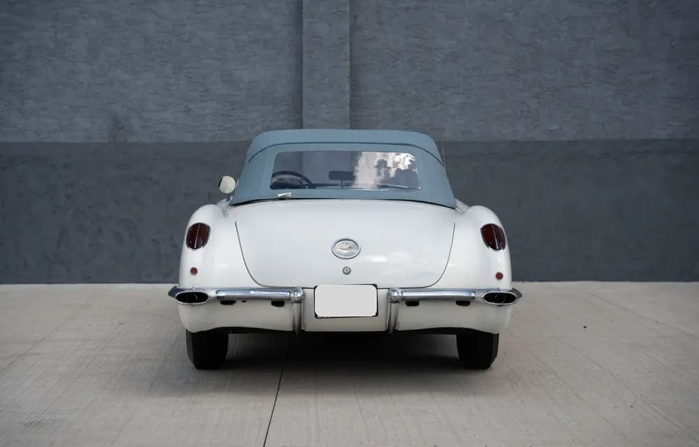 1960 Chevrolet Corvette 283/250 Fuelie, view