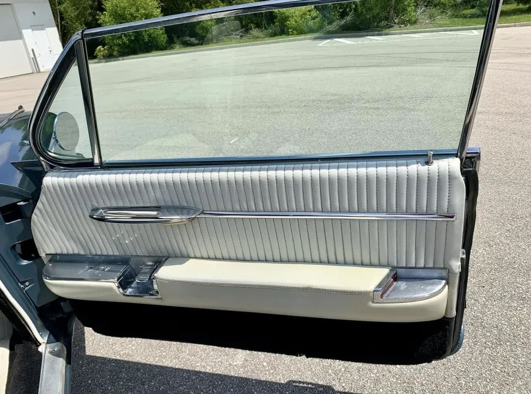 1962 Cadillac Eldorado Biarritz Convertible, view
