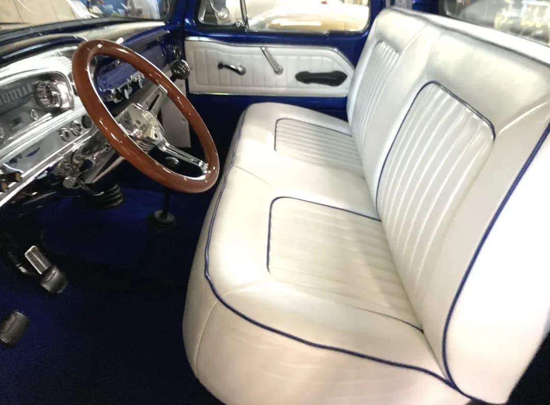 1966 Ford F-100 Custom Cab 4×4, view