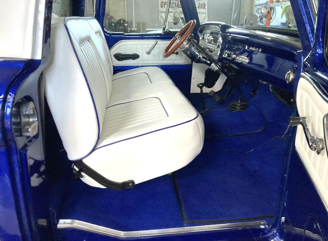 1966 Ford F-100 Custom Cab 4×4, view