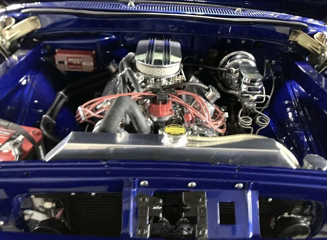 1966 Ford F-100 Custom Cab 4×4, view