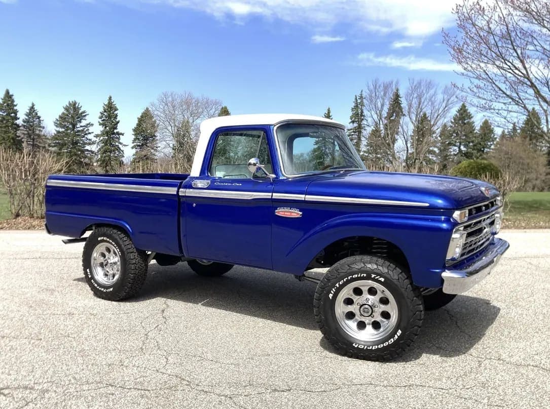 1966 Ford F-100 Custom Cab 4×4, view