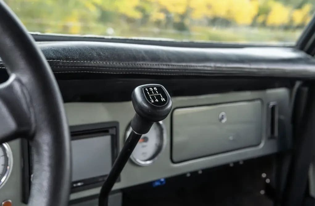 1972 Ford Bronco 302 5-Speed, view
