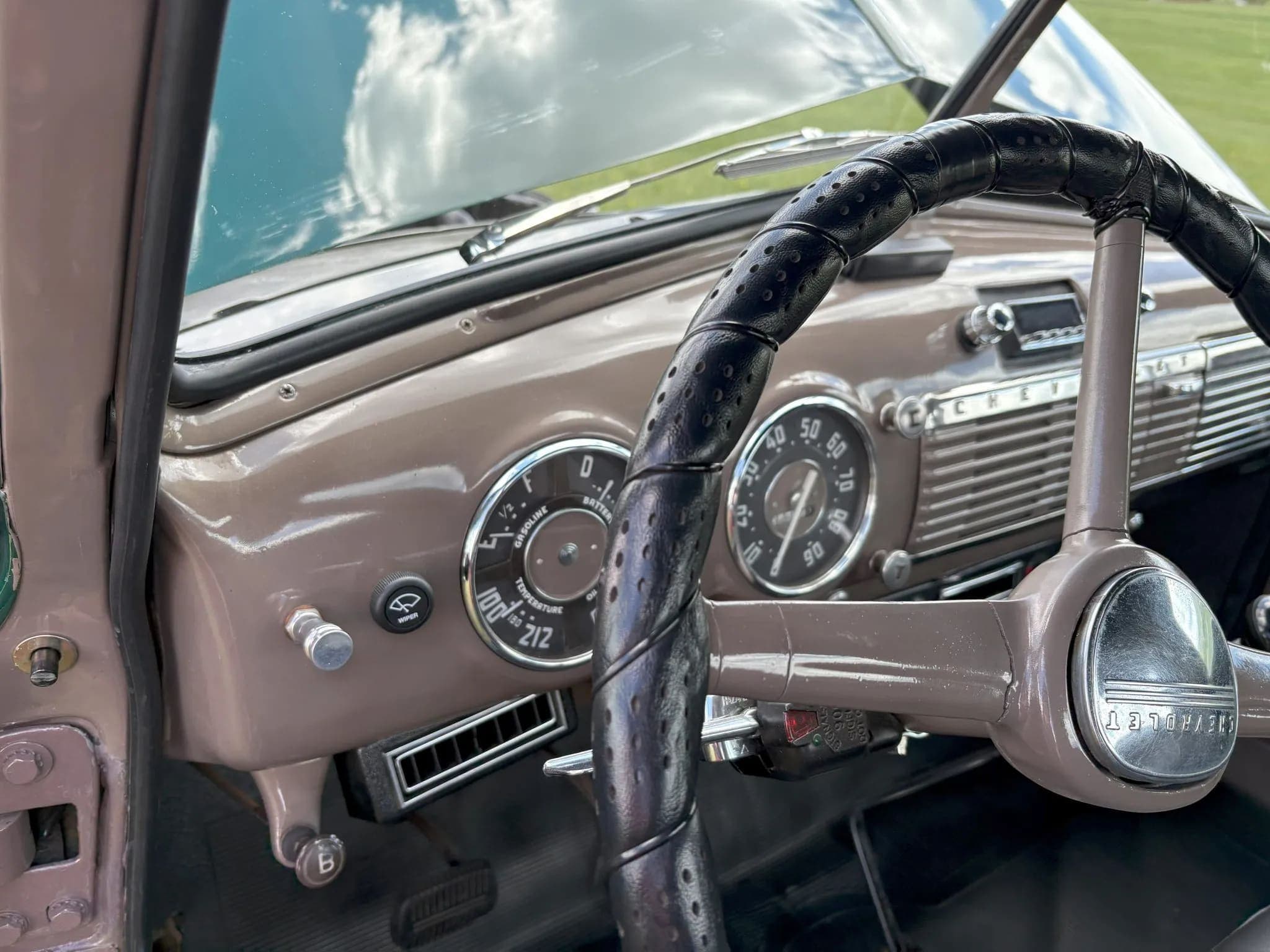 1952 Chevrolet 3100 Pickup 4-Speed, view