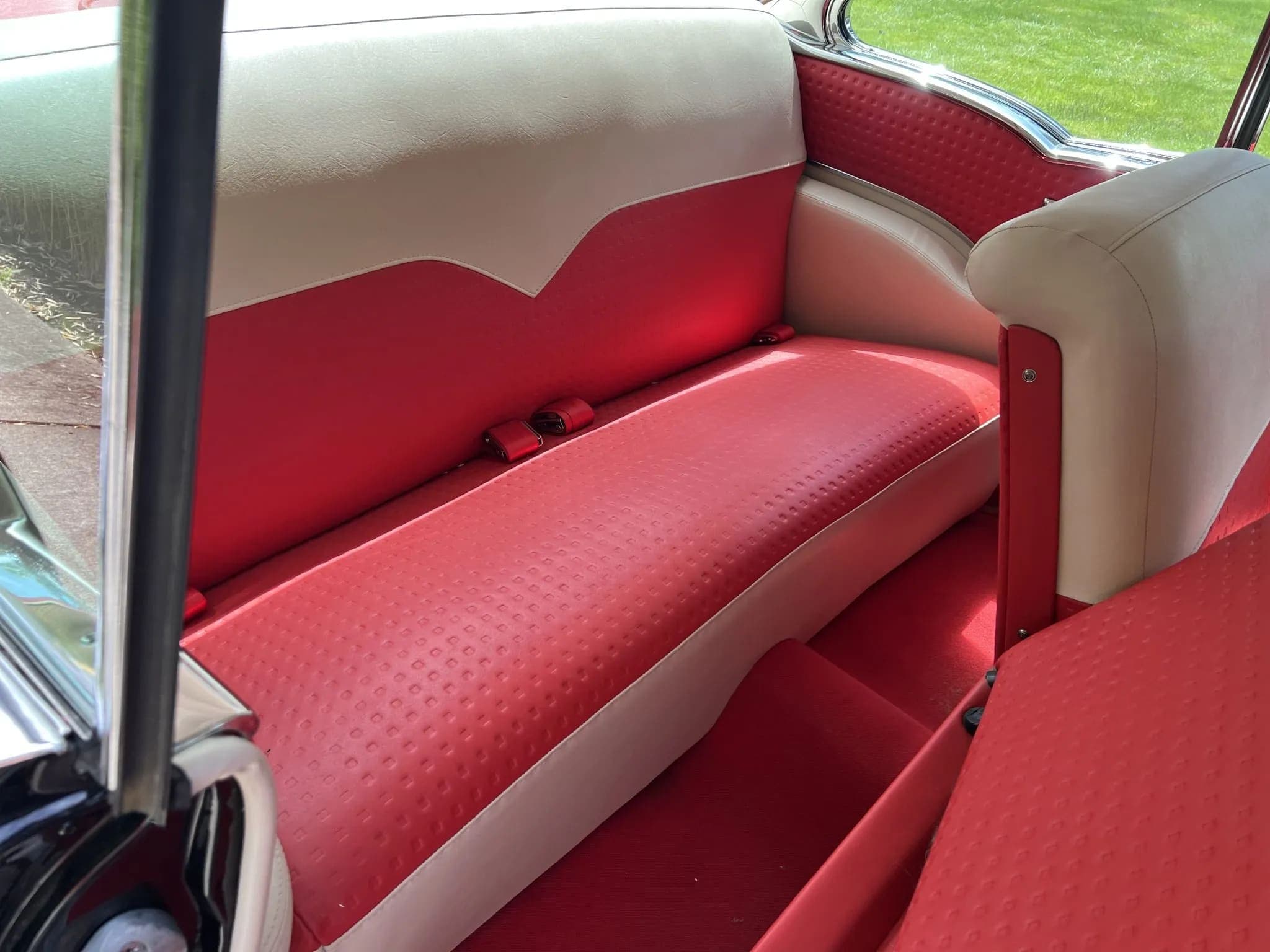 1955 Chevrolet Bel Air 2-Door Hardtop, view