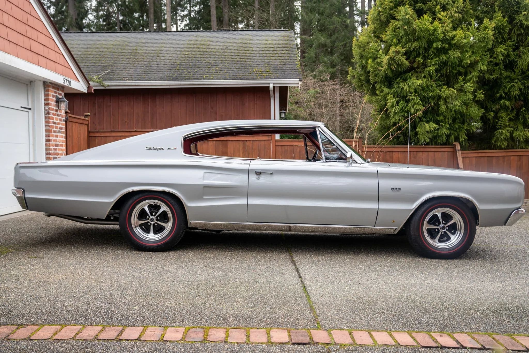 1966 Dodge Charger 383, view