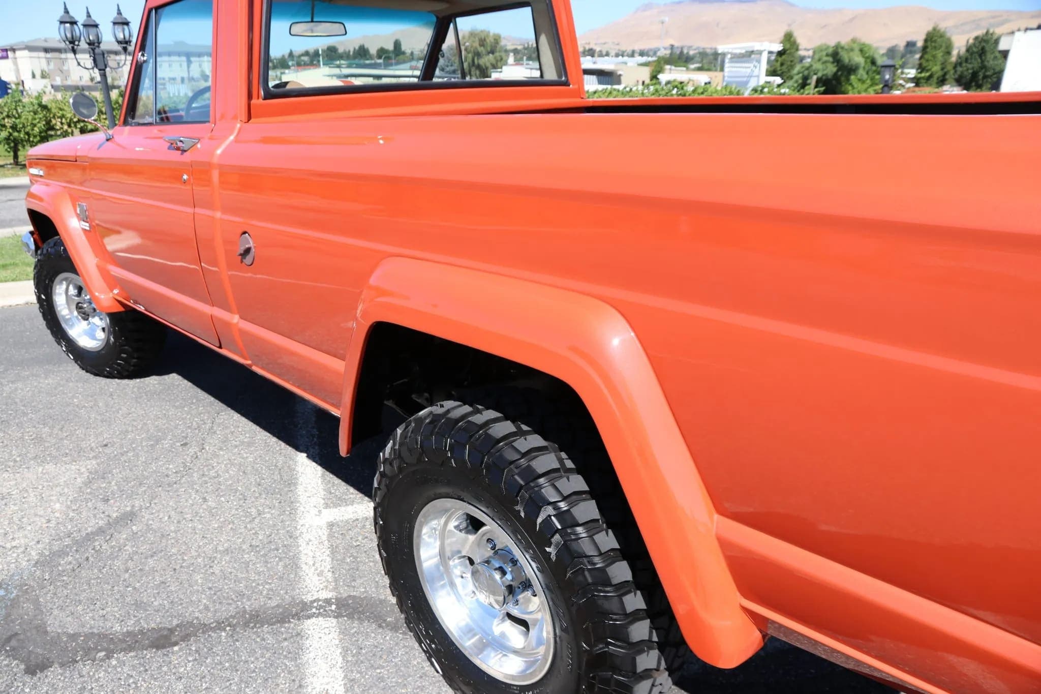 1967 Jeep Gladiator J2000 4x4, view