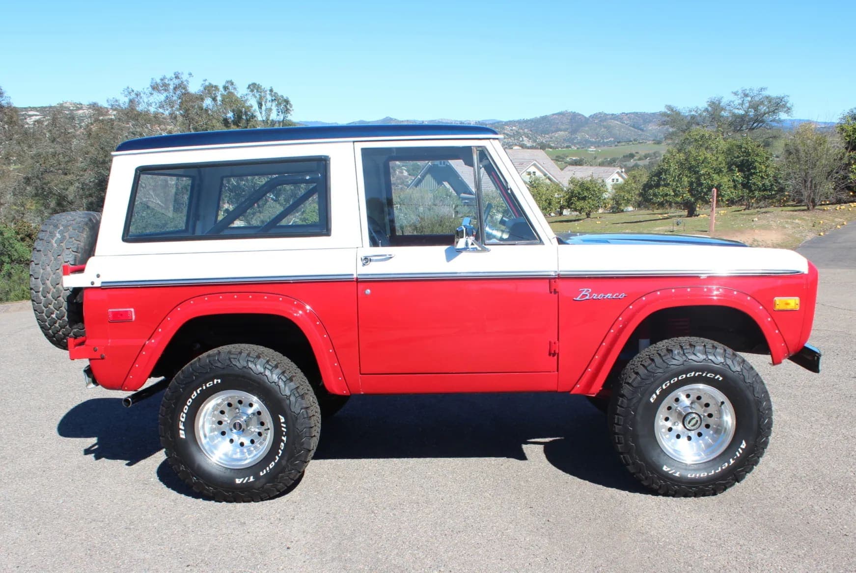 1972 Ford Bronco Bill Stroppe Baja Tribute, view